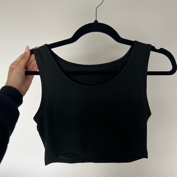 BRAND NEW - black crop top - Picture 2 of 2